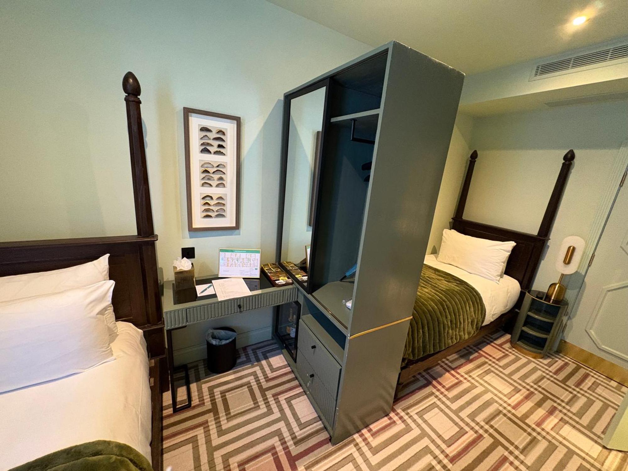 Ellen Kensington Hotel London Luaran gambar